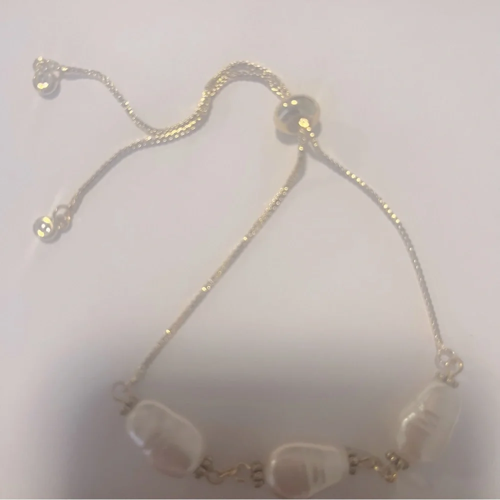 Pearl Adjustable Bracelet with Rhinestones Ends Gold White New Handcrafted - Picture 2 of 7